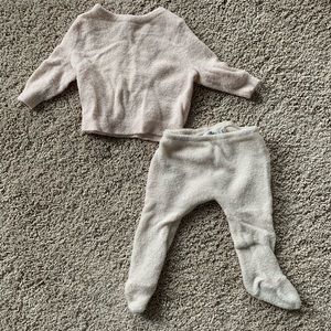 Oh baby cashmere two piece footie set 1m sizing